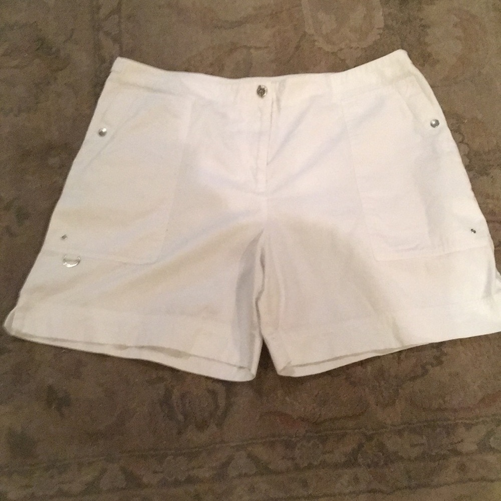 Women’s Jones New York Shorts, size 16